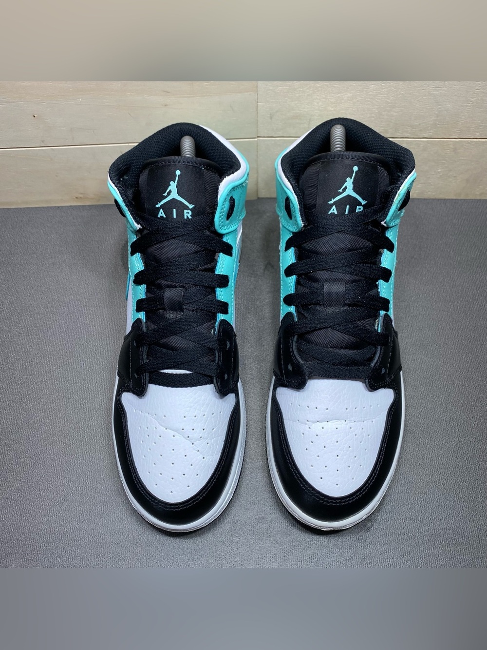 Nike Air Jordan 1 Tropical Twist Igloo Youth Size 6Y Shoes Aqua Black 554725-132 - Picture 7 of 11